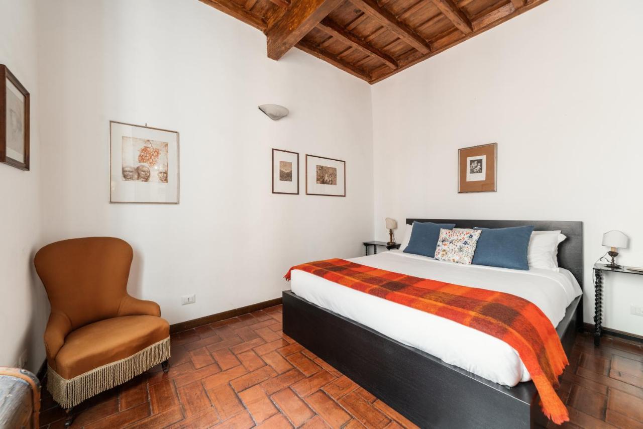 Domus Quiritum Charming, Appartamento D'Epoca A Campo De' Fiori โรม ภายนอก รูปภาพ