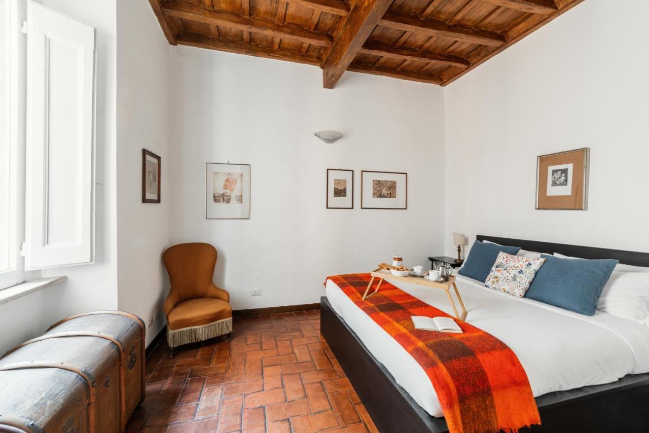 Domus Quiritum Charming, Appartamento D'Epoca A Campo De' Fiori โรม ภายนอก รูปภาพ