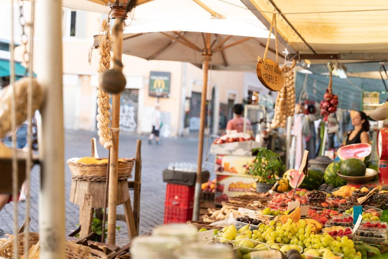 Domus Quiritum Charming, Appartamento D'Epoca A Campo De' Fiori โรม ภายนอก รูปภาพ